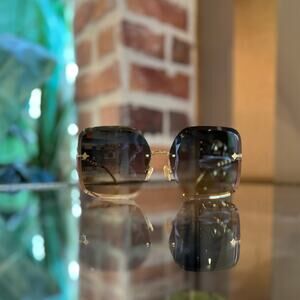 LOUIS VUITTON Z1860U 911 Gold Toned Metal Jewel Square Sunglasses